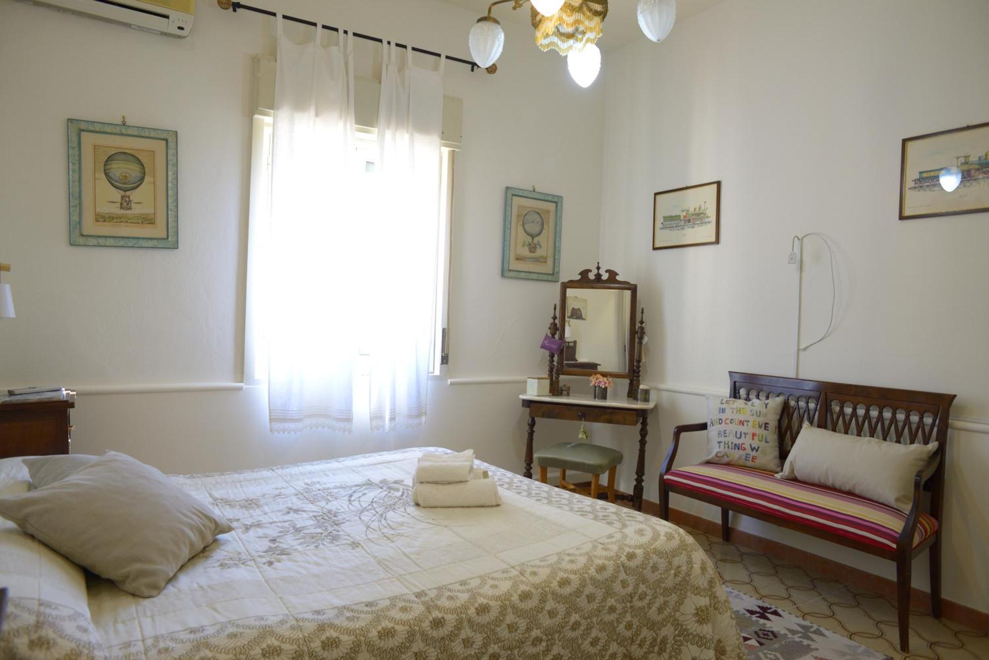 Donna Caterina House, Holiday Villa Pietraperzia Bagian luar foto