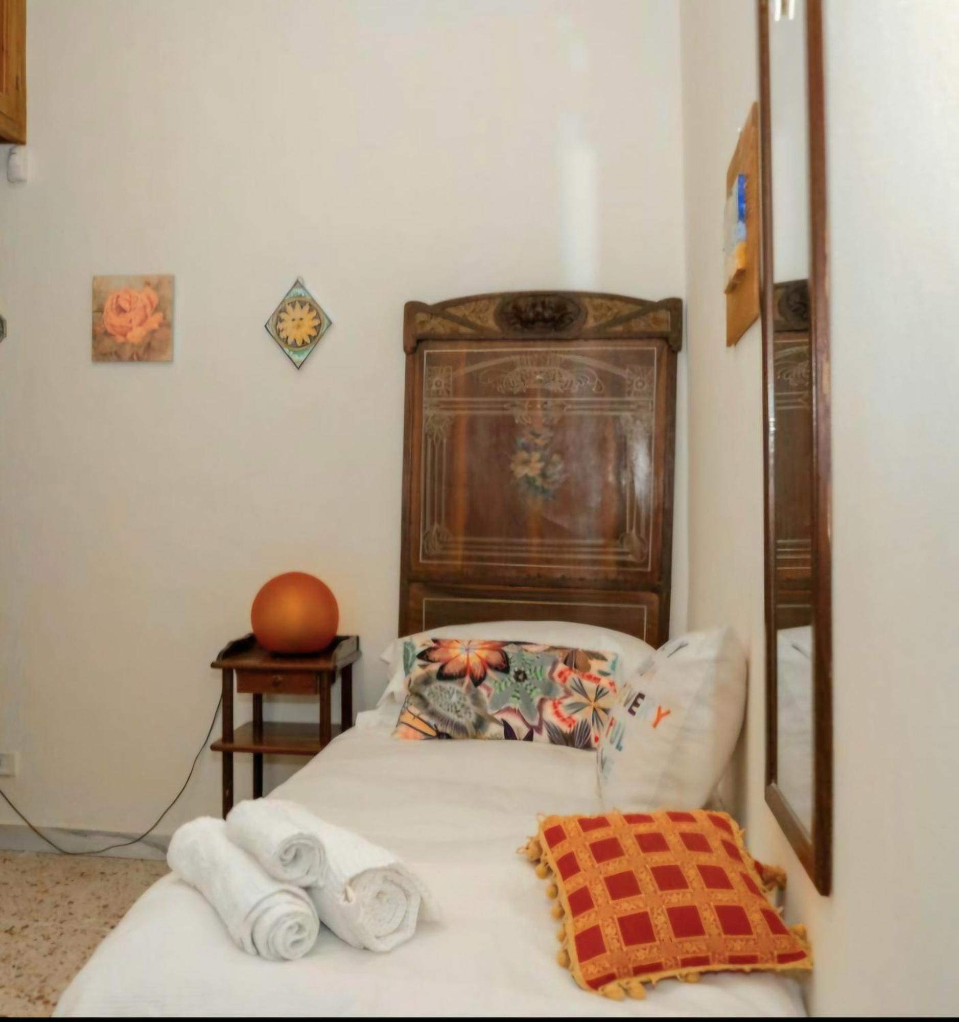 Donna Caterina House, Holiday Villa Pietraperzia Bagian luar foto